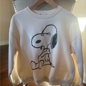 Zara Cream Snoopy Peanuts Sweatshirt